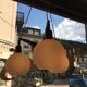 Lustre boomerang scandinave en teck  3 globes en opaline