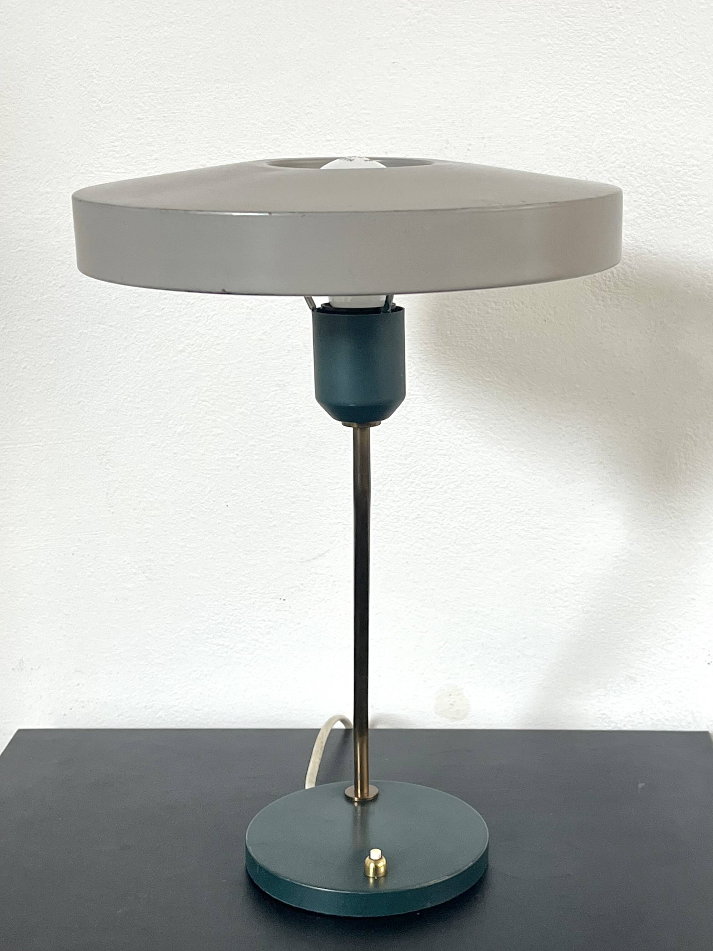 Philips lamp by Louis Kalff model Romeo