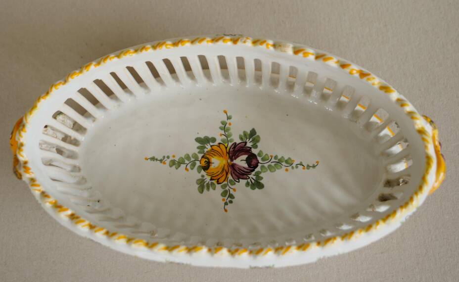 Basket-shaped openwork vase Malicorne faience Emile Tessier