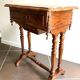 Table d'appoint, travailleuse en noyer d'époque Louis Philippe milieu XIXème
