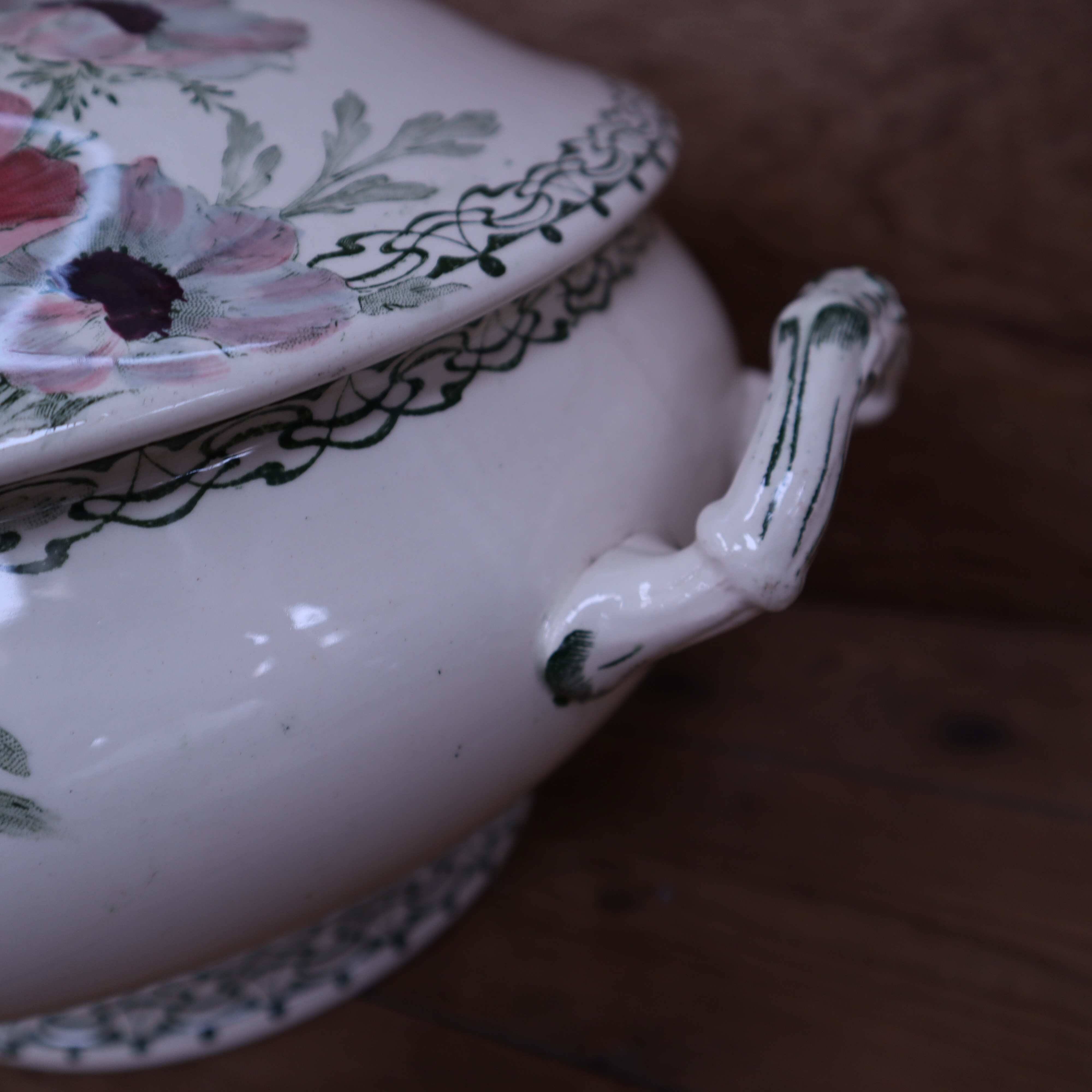 Creil and Montereau "Madrid" Iron Earth Soup Tureen