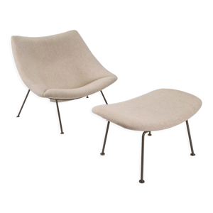 Chaise Oyster avec pouf par Pierre