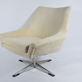 Original Restored Armchair "Shell" German Democratic Republic, 60s, Cord beige