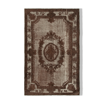 Handmade distressed oriental 1980s 195 cm x 313 cm brown carpet