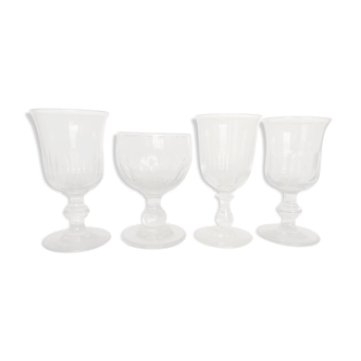 Set of 4 matching glasses, 19th