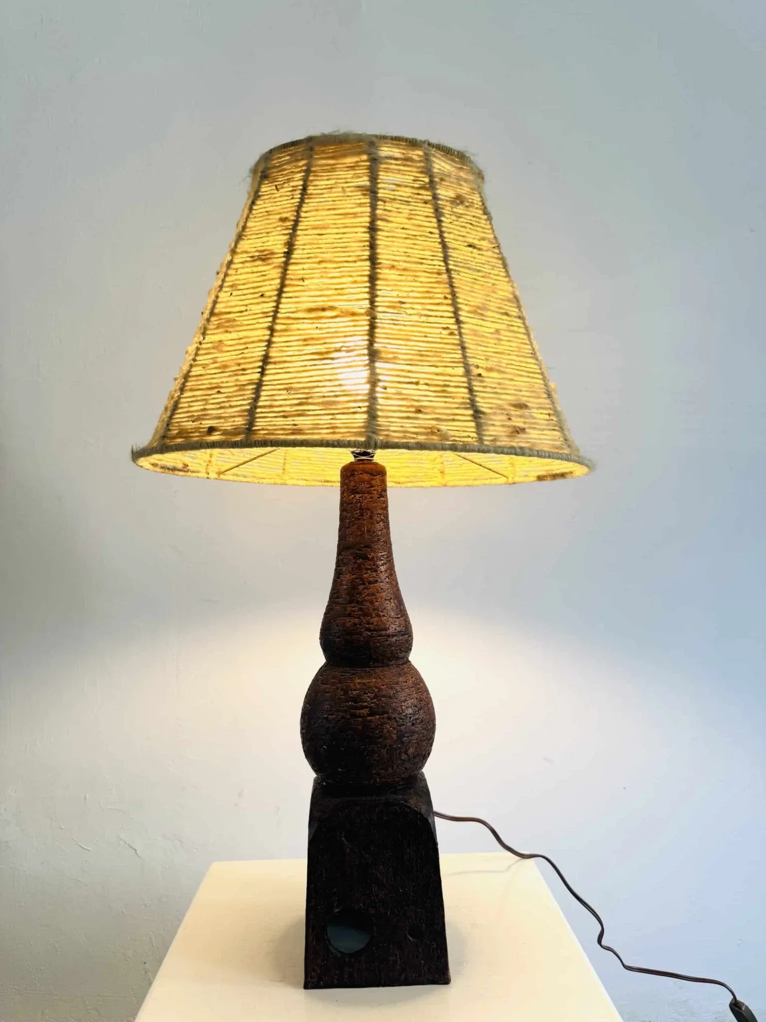Lampe de table en grès par Pieter Groeneveldt, Pays-Bas, vers les années 1950.