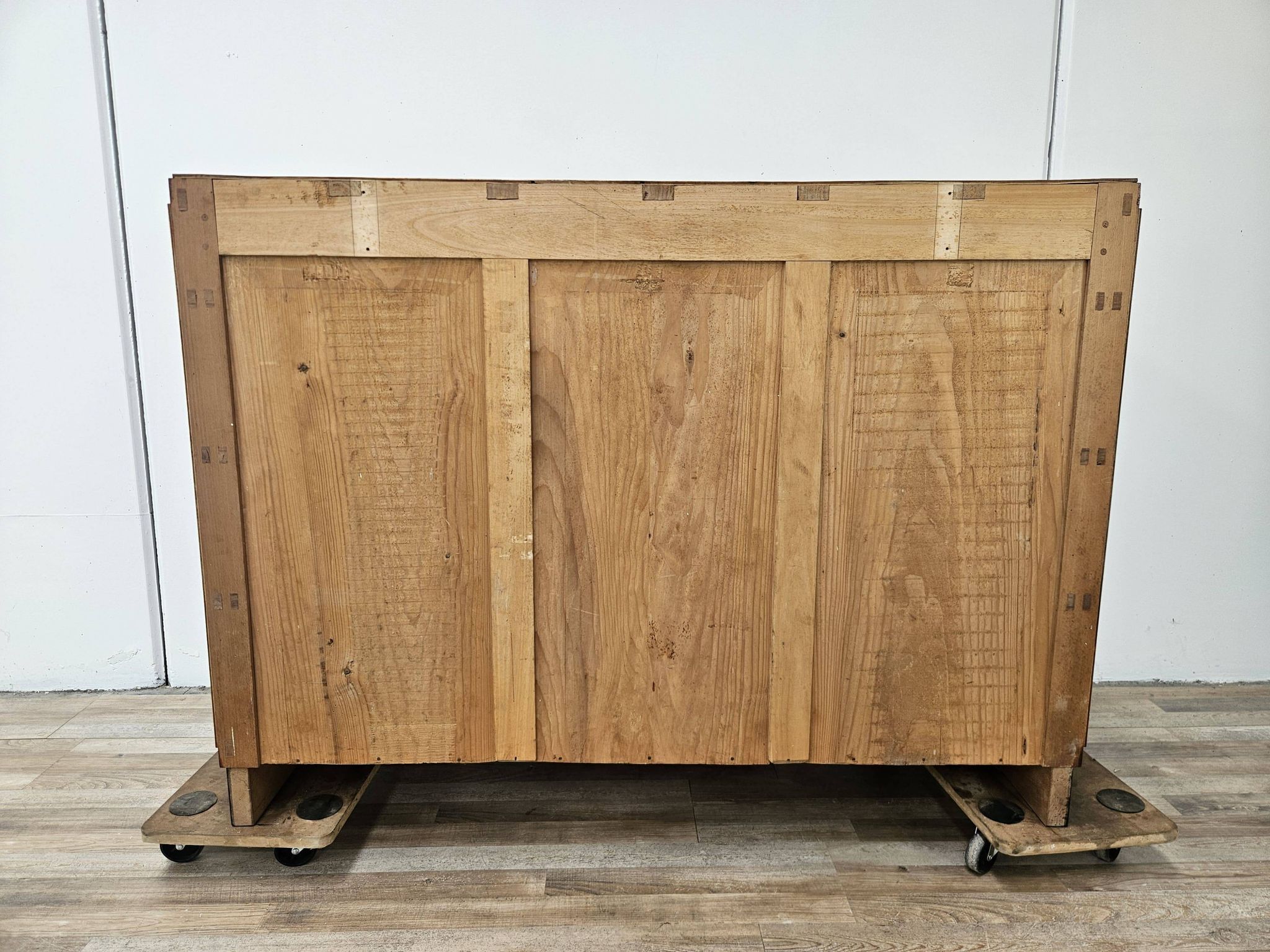 Art Decò chest of drawers from the 1940s in mahogany and briar