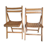 Lot of 2 folding chairs