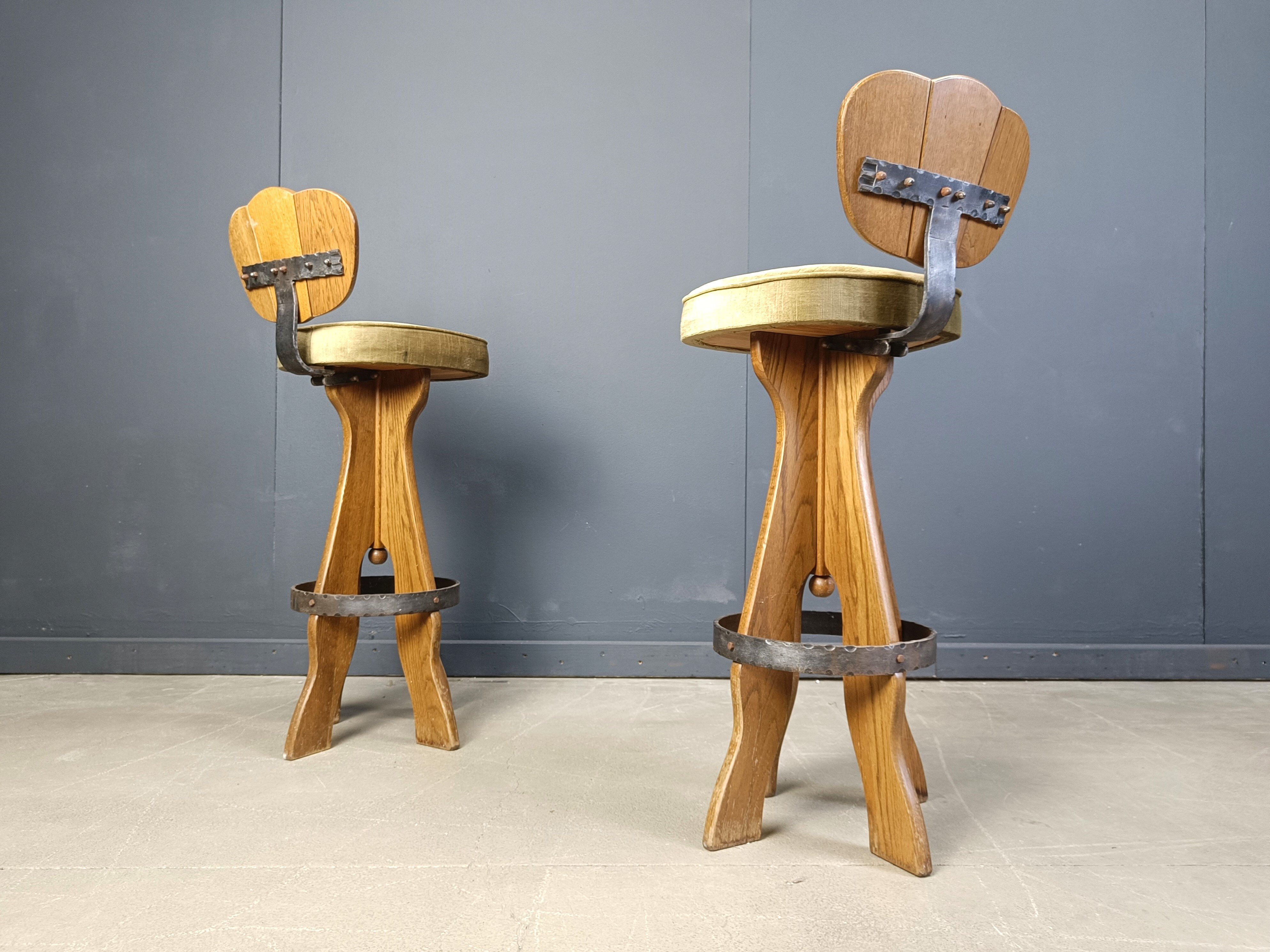 Set of 4 vintage brutalist bar stools, 1960s