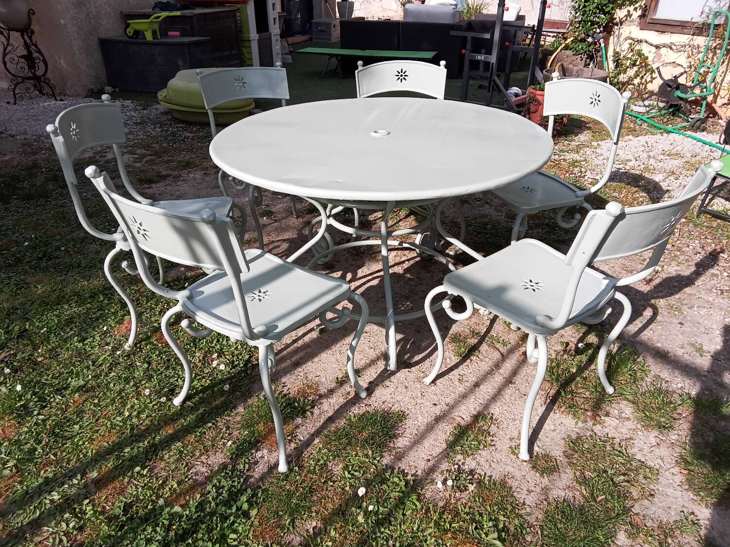 Large garden furniture