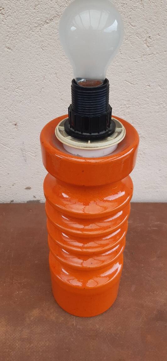 Lampe céramique vintage "space âge" modéle 560/31
