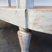3-plate Gustavian-style curved console