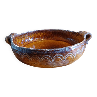Plat en terre cuite émaillée, 19 ème