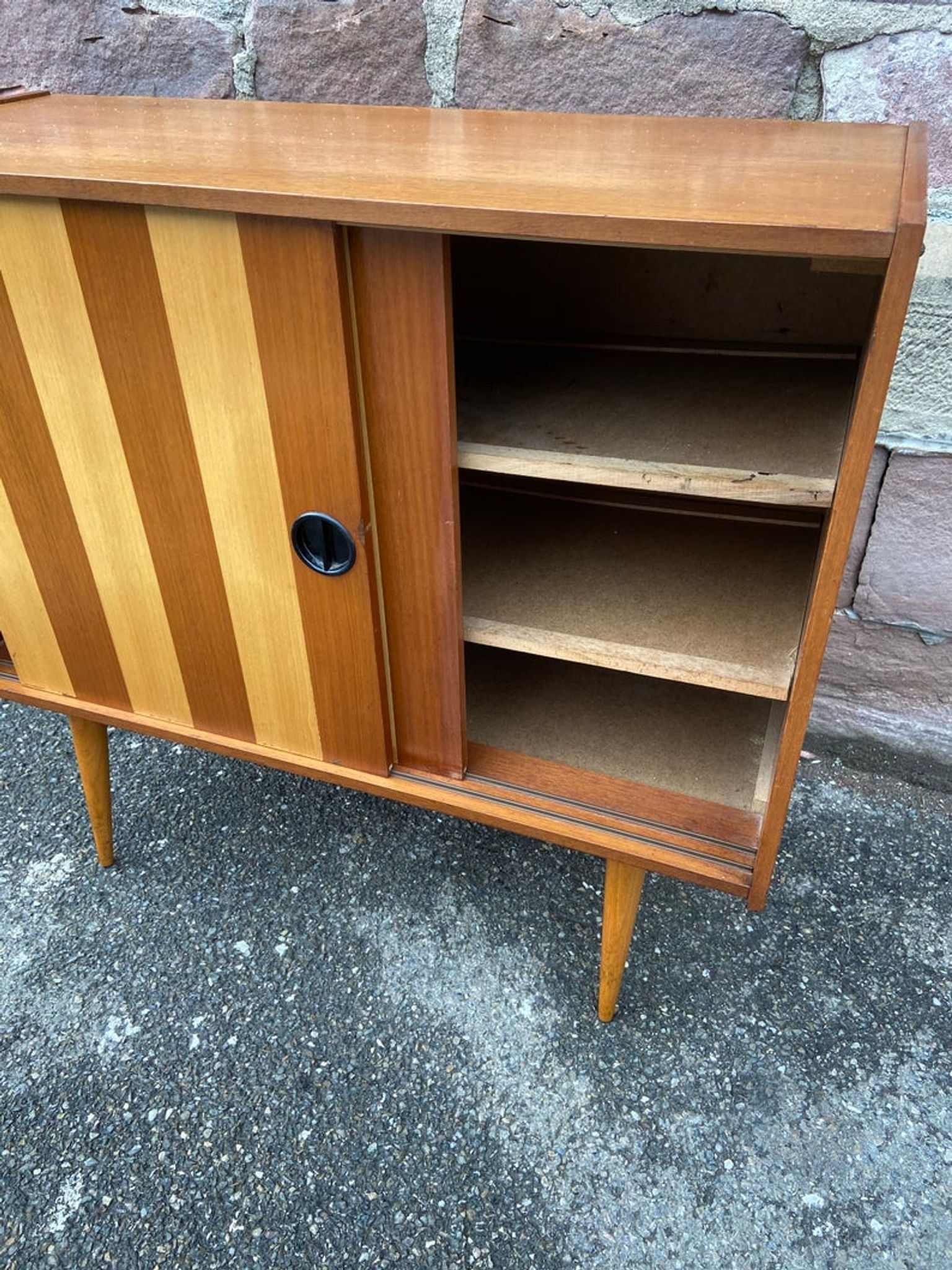 Petit meuble d’appoint pieds compas vintage design 1960