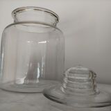 Bocal en verre avec couvercle