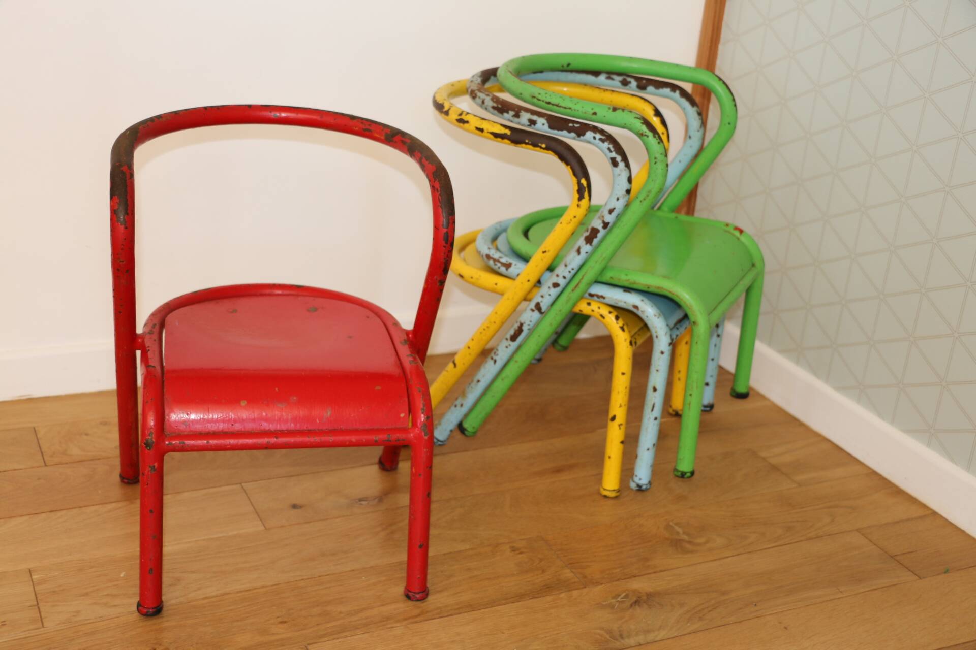 Jacques Hitier children's chair red