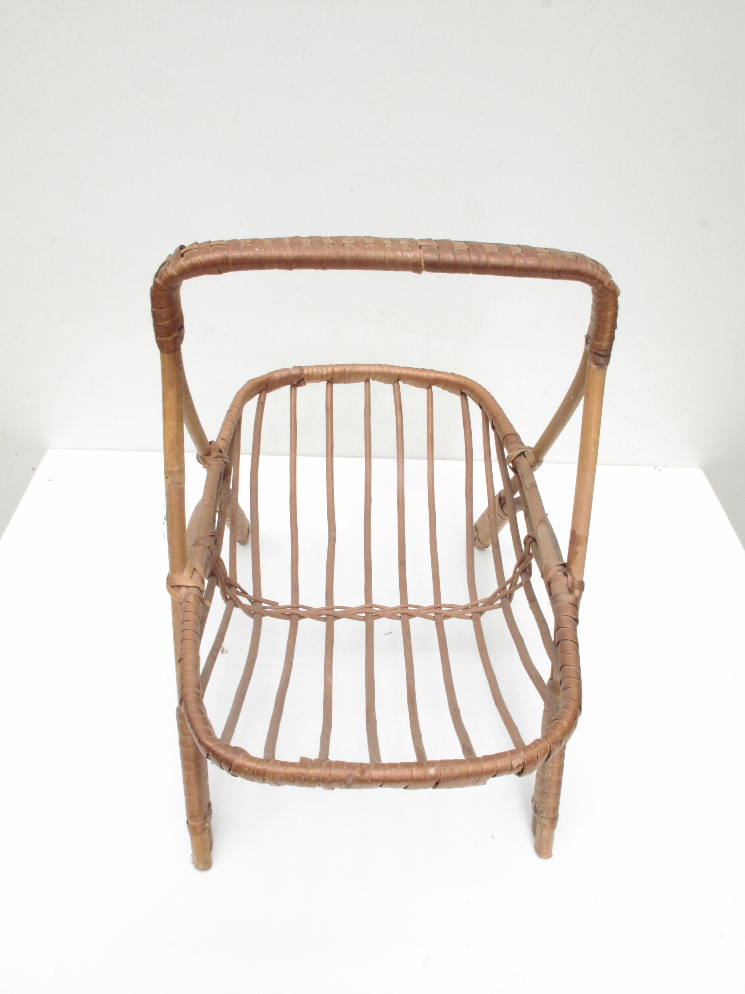 Vintage rattan fruit basket