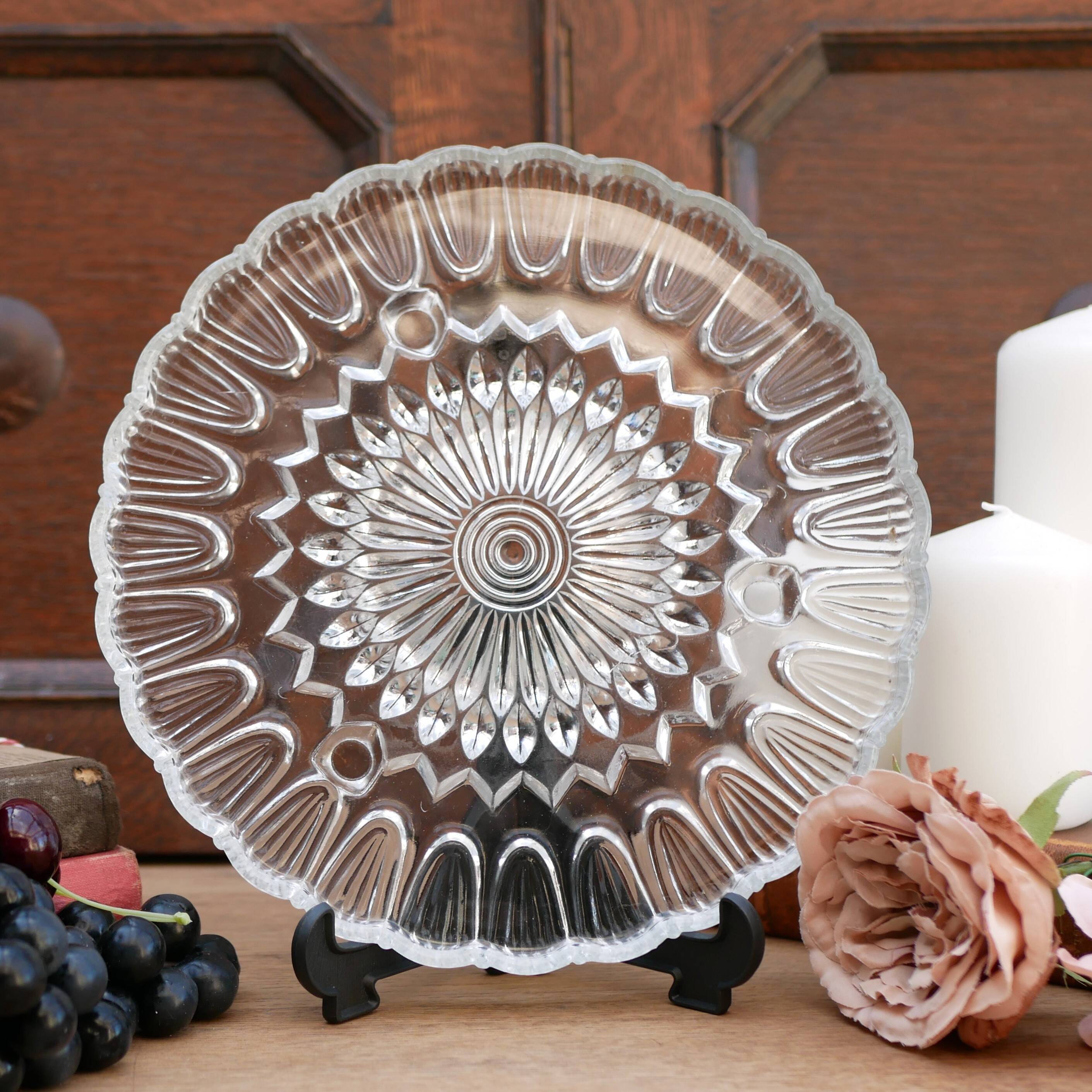 Decorative glass tray with round feet