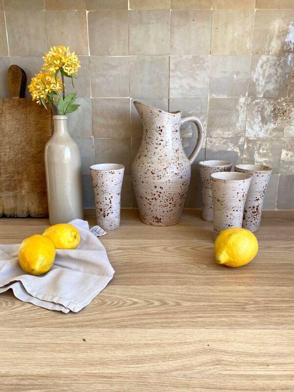 Service à orangeade en grès moucheté signé Farah, Vallauris années 1960-70