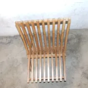 Chaise en teck pour extérieur et intérieur