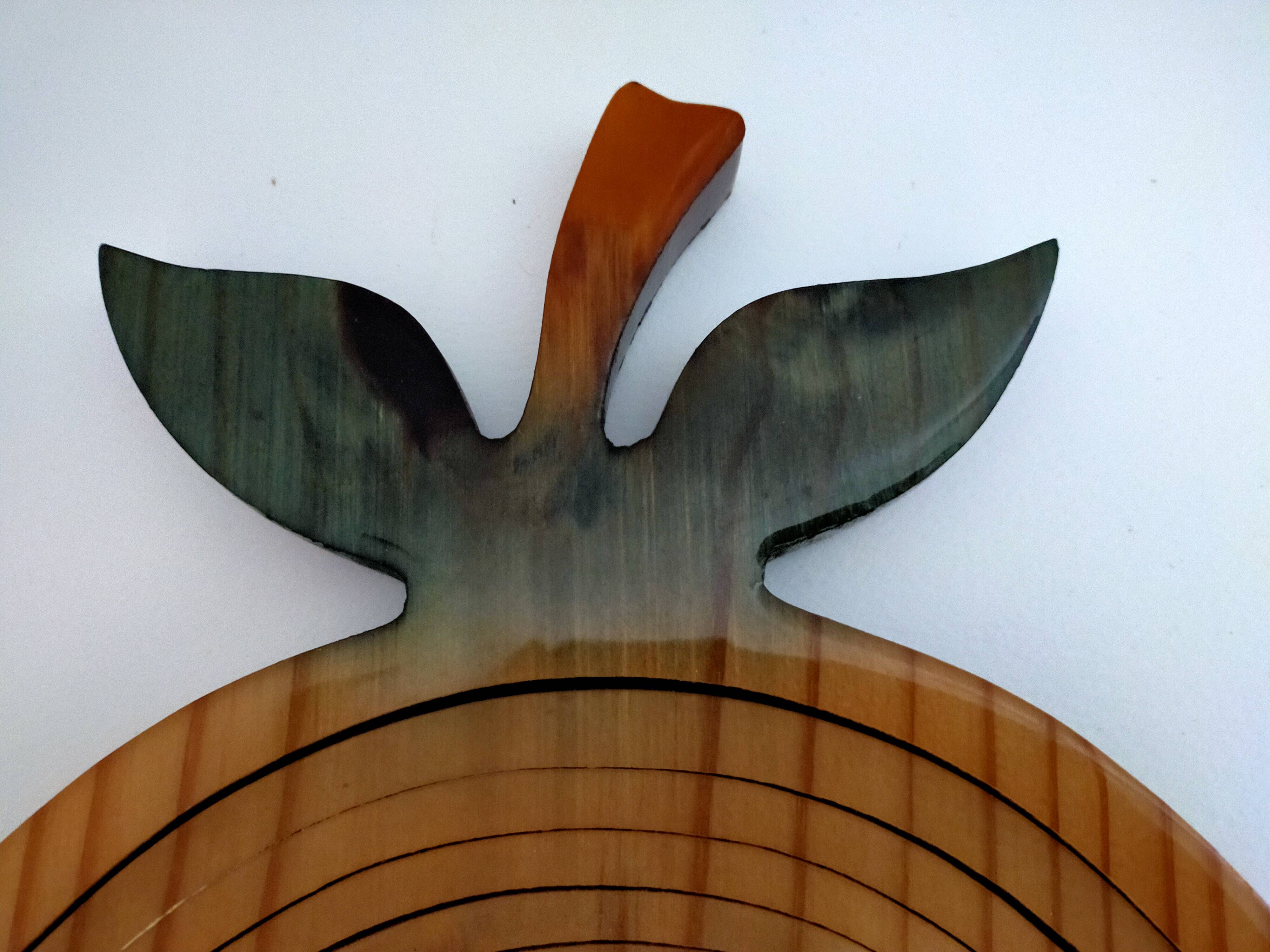 Equinoccio fruit basket in foldable wood from the 70s