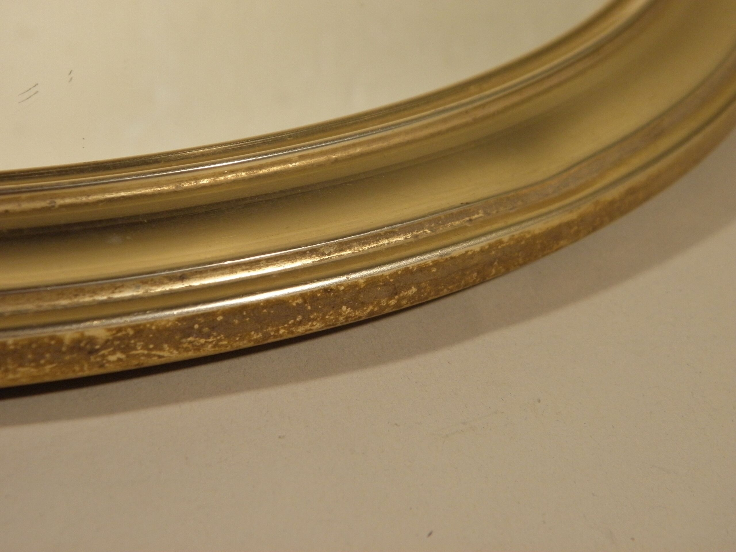 Round mirror gilded metal 40 cm