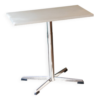 Swivel and adjustable side table