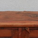 Armoire vitrée en bois
