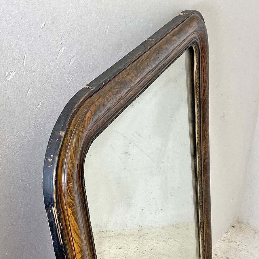 Louis Philippe mirror in wood and varnished stucco