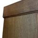 Vitrine vintage robuste en bois / armoire