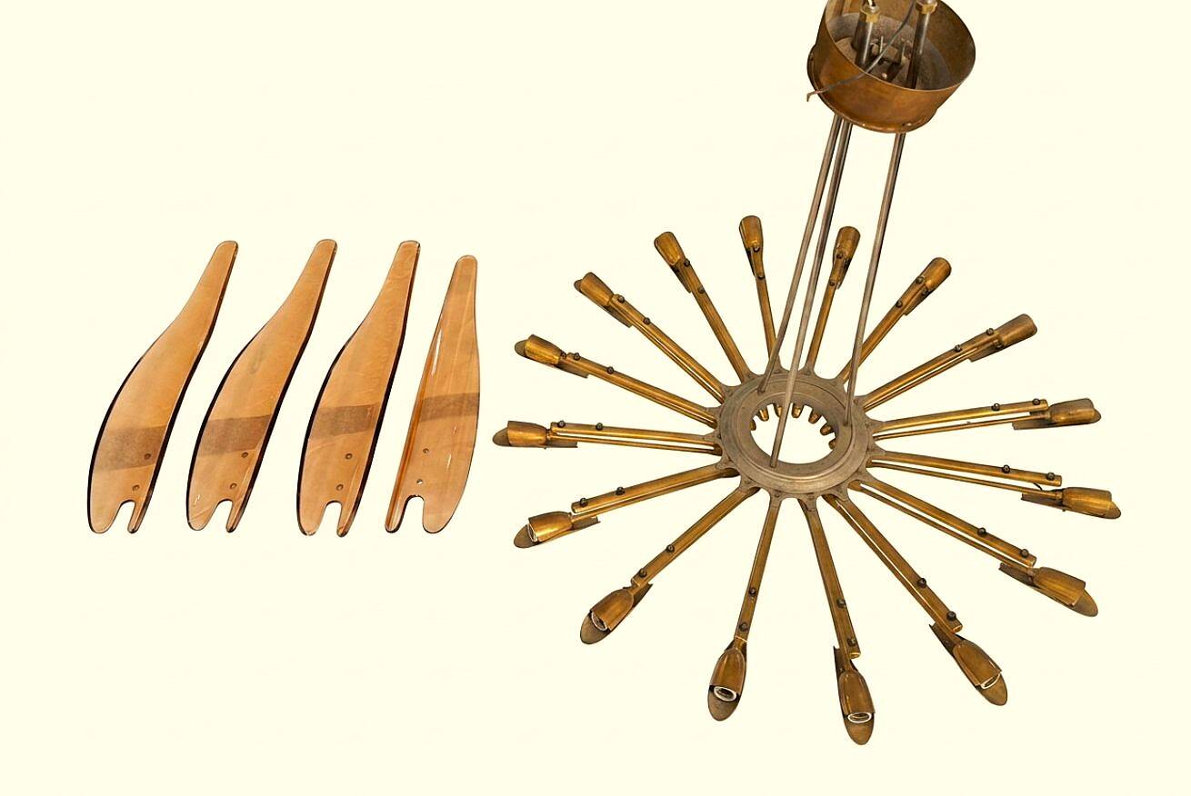 Dahlia Chandelier by Max Ingrand for Fontana Arte