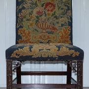 Paire de chaises Thomas Chippendale époque 1760 brodées sculptées