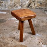 Brutalist stool in solid elm, French work from the 1960s