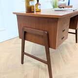Designer double-sided desk