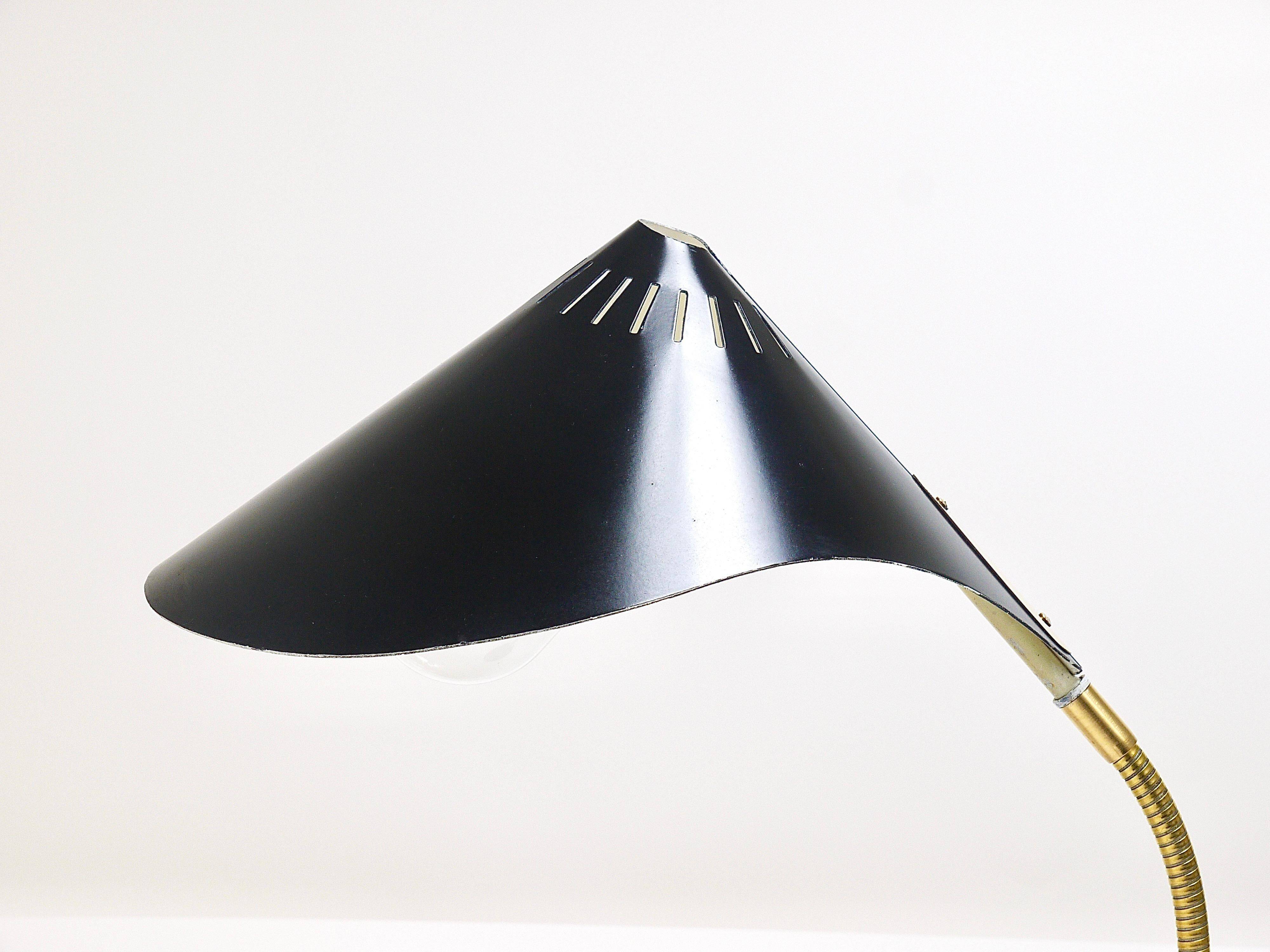 1950s Cosack Cobra black desk or table lamp in brass, mid-century, Stilnovo style.