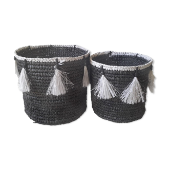 Grey raffia baskets with pompoms - batch of 2