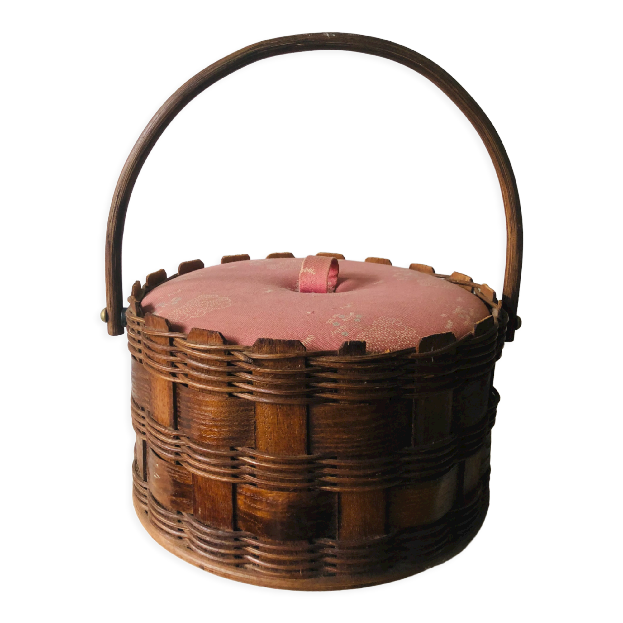 Working sewing box made of woven rattan