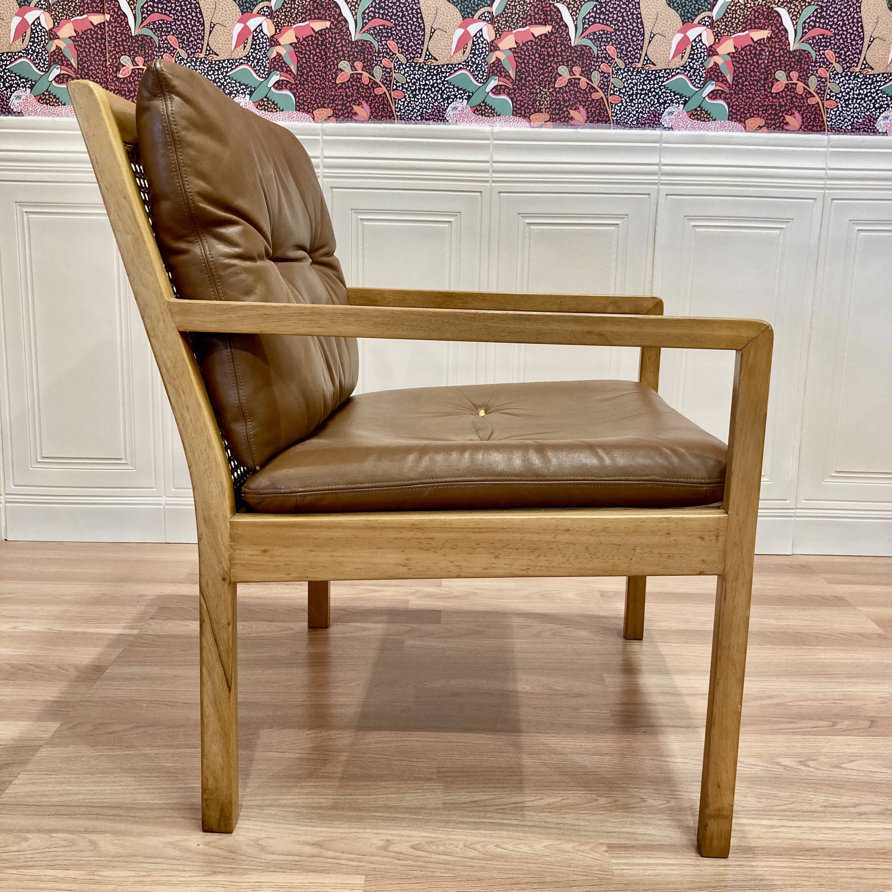 Scandinavian design leather armchair "Bernt Petersen" 1960.