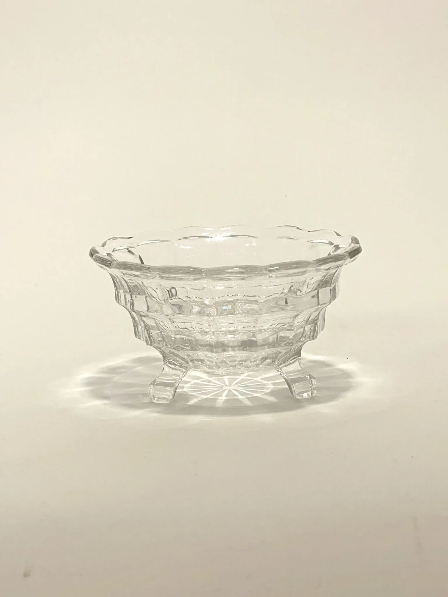 Tripod glass bonbonnière with cut design