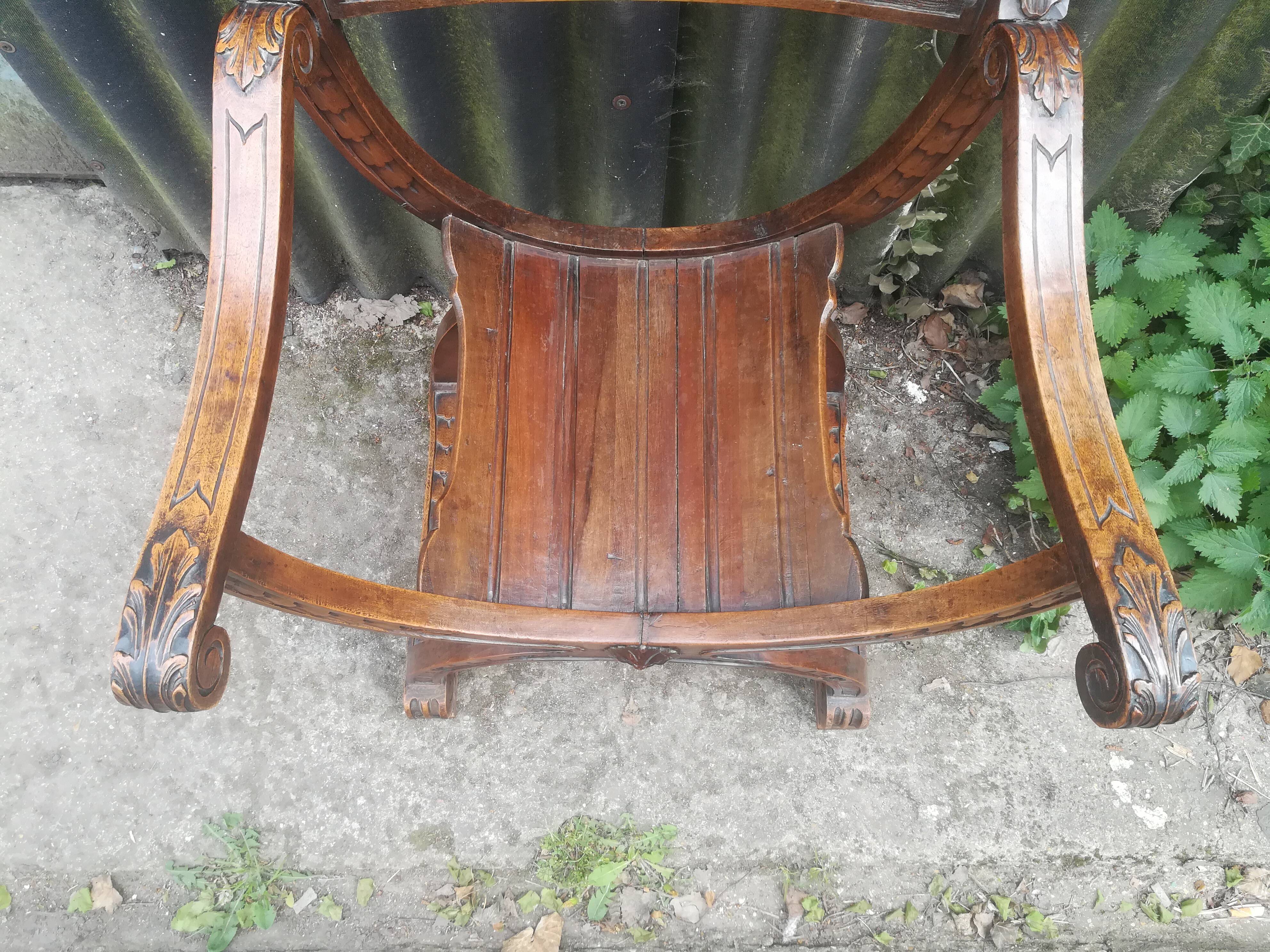 Dagobert walnut armchair