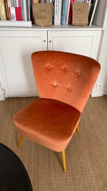 Sofa and 2 vintage armchairs