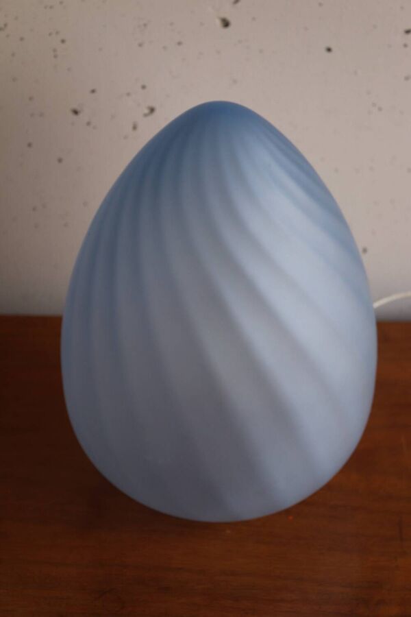 Lampe œuf bleu en verre