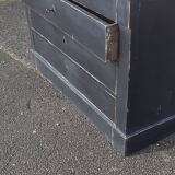 Commode patinée noire