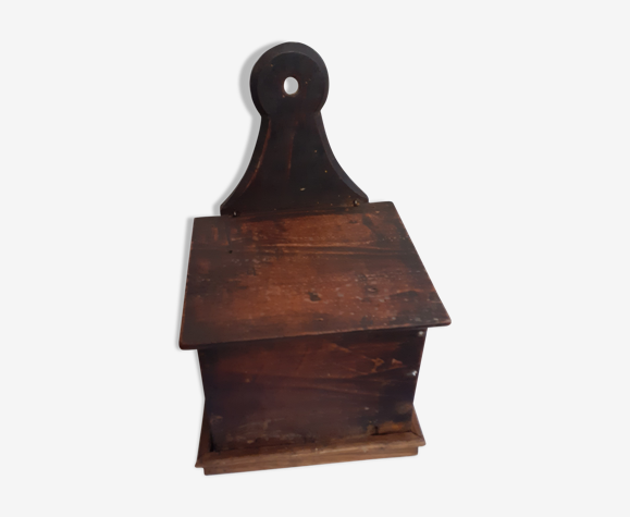 Boite à sel en bois ancienne
