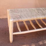 Bench in solid wood and natural weaving