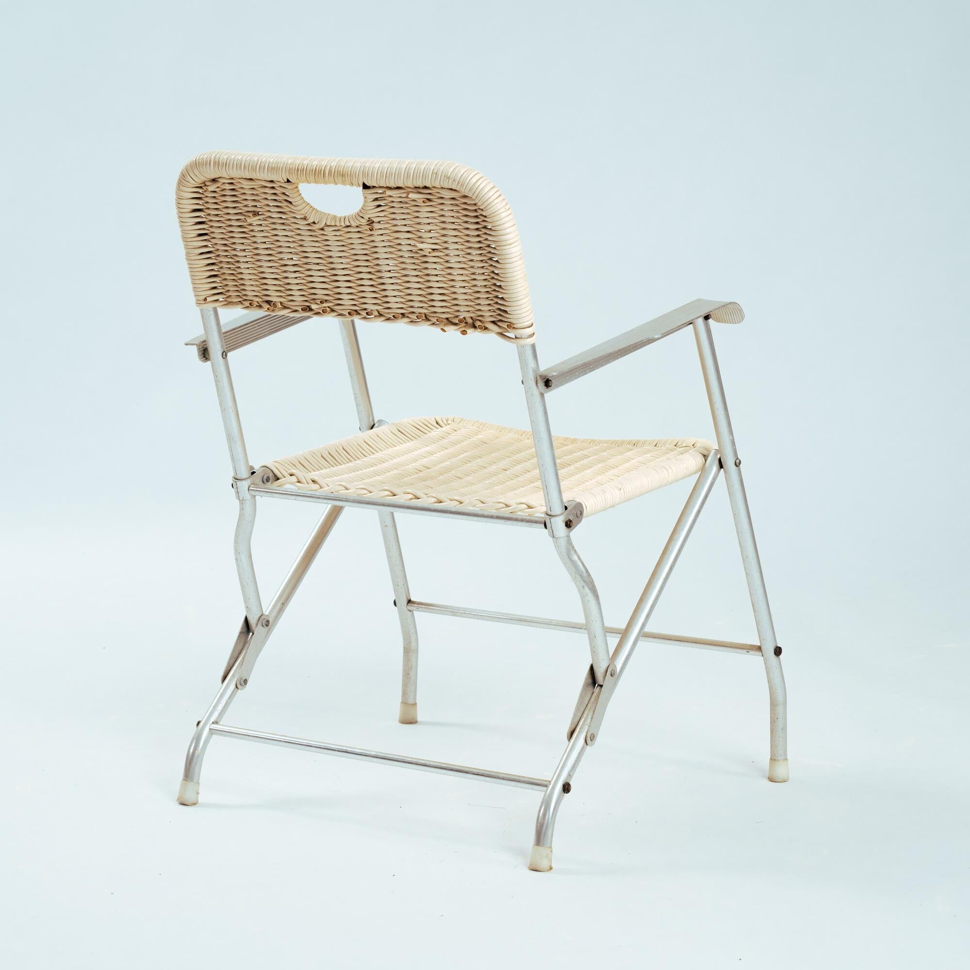 4 chaises de jardin pliantes en osier Tossa de style mid-century par Hilbrant, Italie, années 1960.