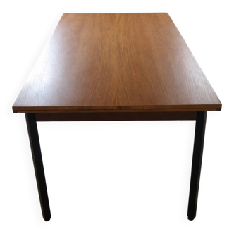 Large vintage extendable wooden dining table – 140 to 224 cm