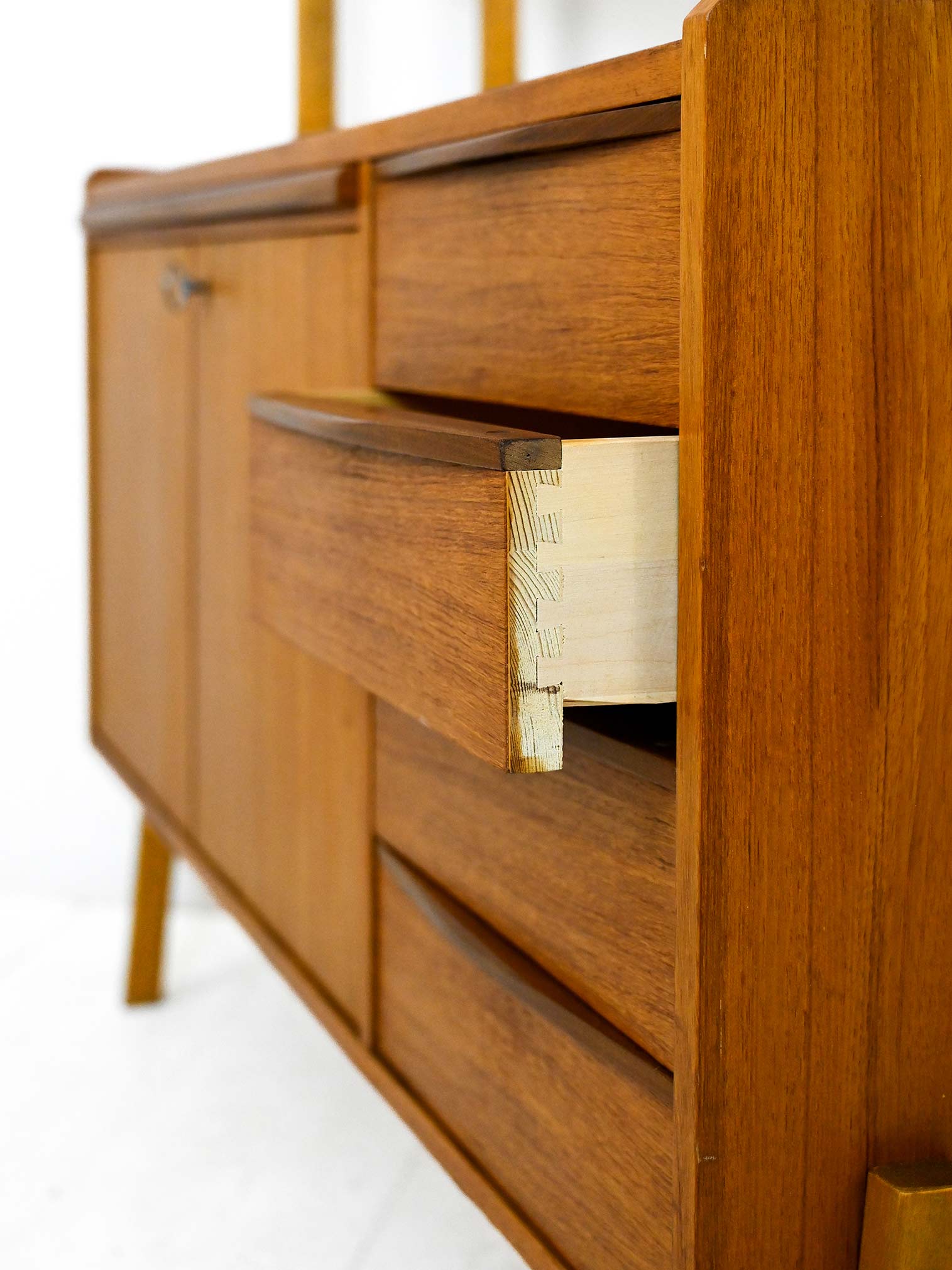 Sideboard bookcase with pull-out desk