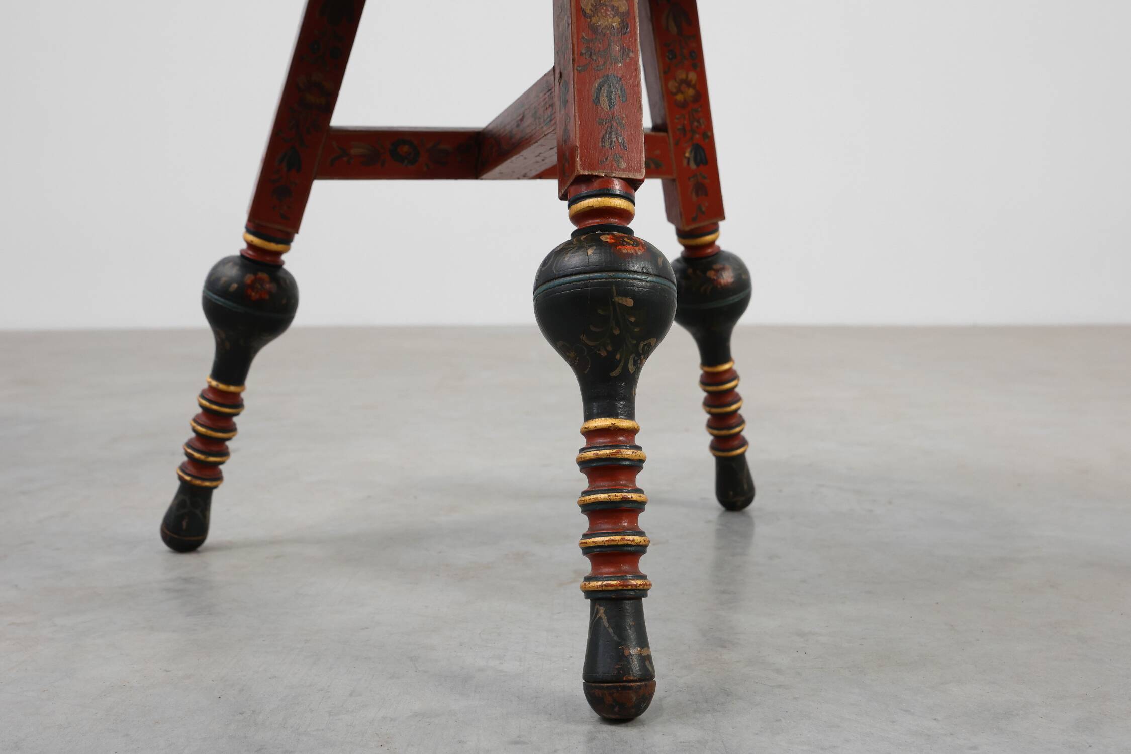 Early 19th century Hindeloopen side table, The Netherlands