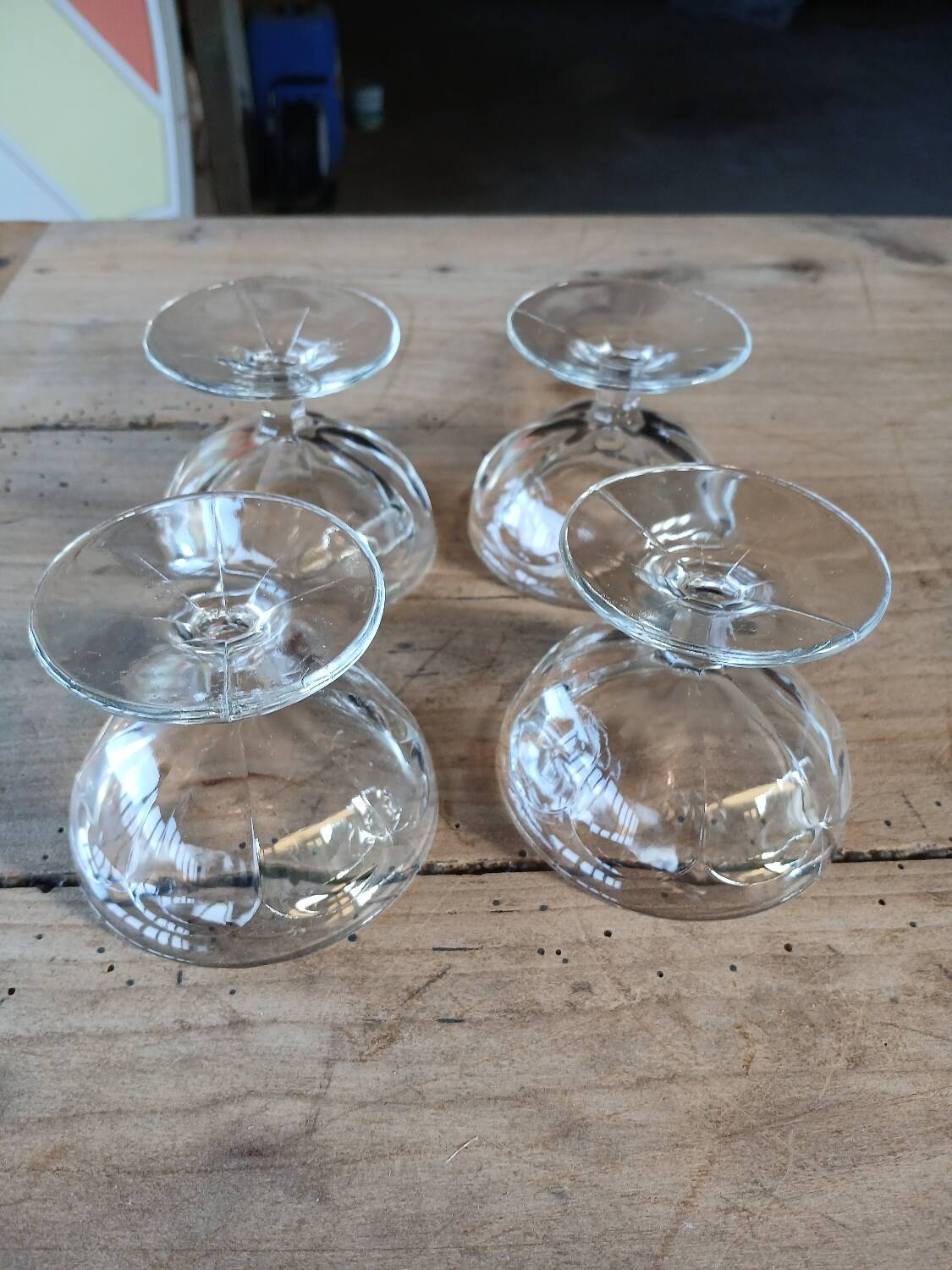 4 small old glass cups